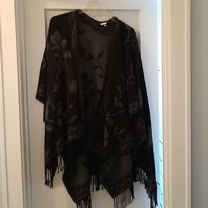 Croft and Barrow Shawl